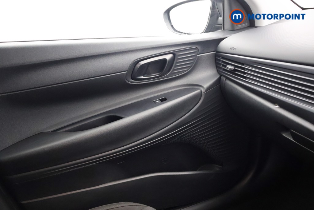 Hyundai I20 Advance Manual Petrol Hatchback - Stock Number (1610673) - 11th supplementary image