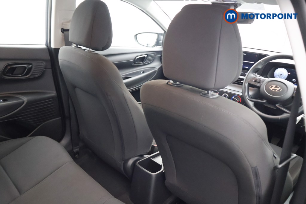 Hyundai I20 Advance Manual Petrol Hatchback - Stock Number (1610673) - 16th supplementary image