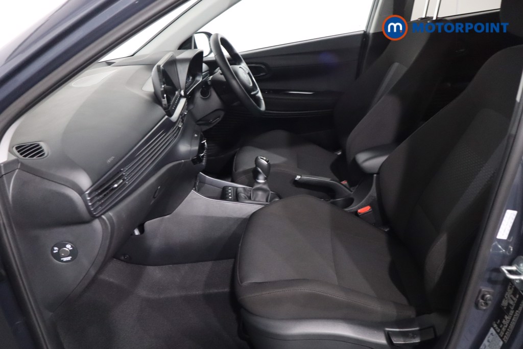 Hyundai I20 Premium Manual Petrol Hatchback - Stock Number (1610678) - 4th supplementary image