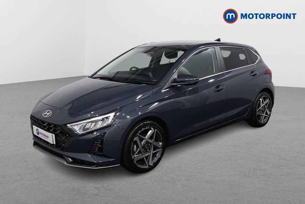 Hyundai I20 Premium Manual Petrol Hatchback - Stock Number (1610678) - Passenger side front corner