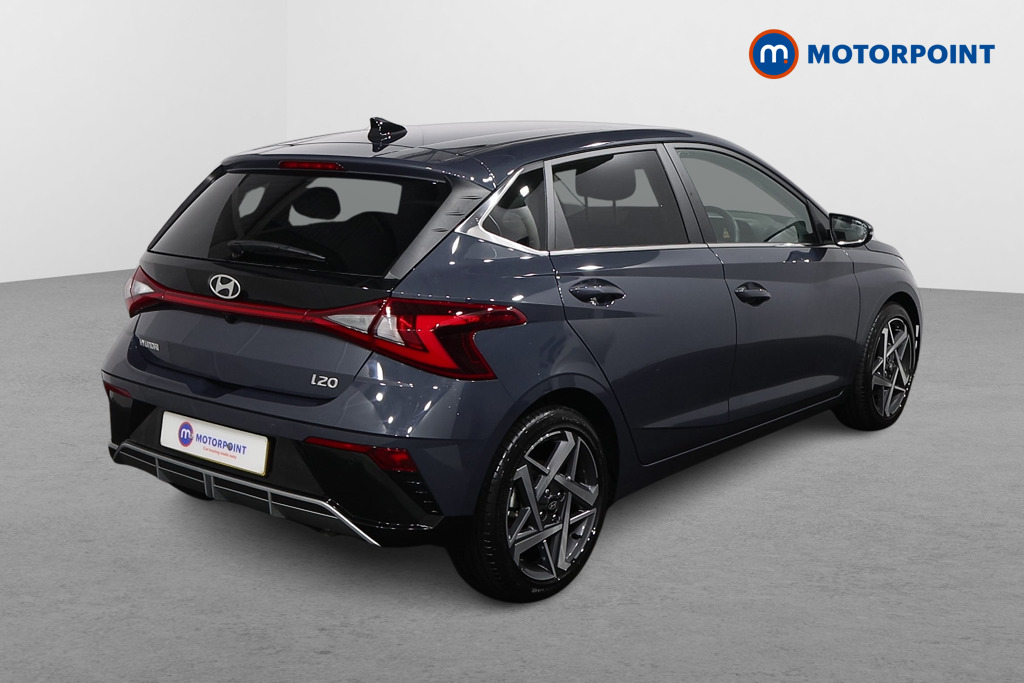 Hyundai I20 Premium Manual Petrol Hatchback - Stock Number (1610678) - Drivers side rear corner