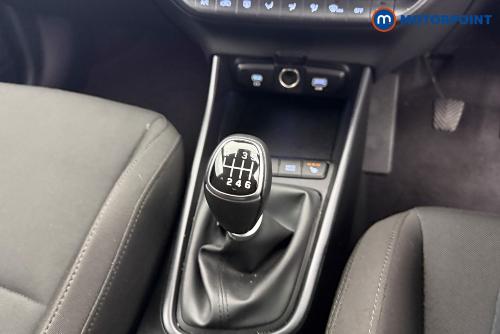 Hyundai I20 Premium Manual Petrol Hatchback - Stock Number (1610686) - 12th supplementary image