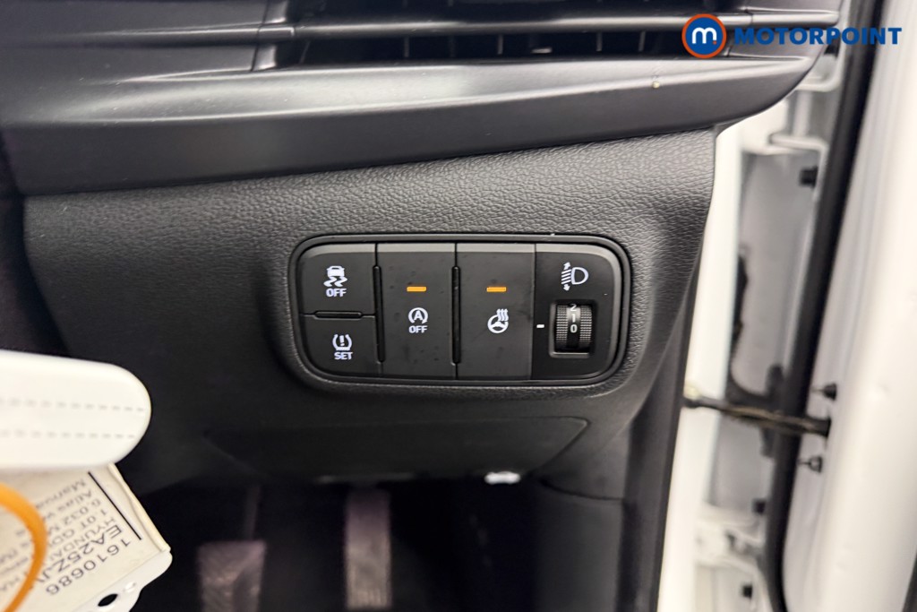 Hyundai I20 Premium Manual Petrol Hatchback - Stock Number (1610686) - 15th supplementary image