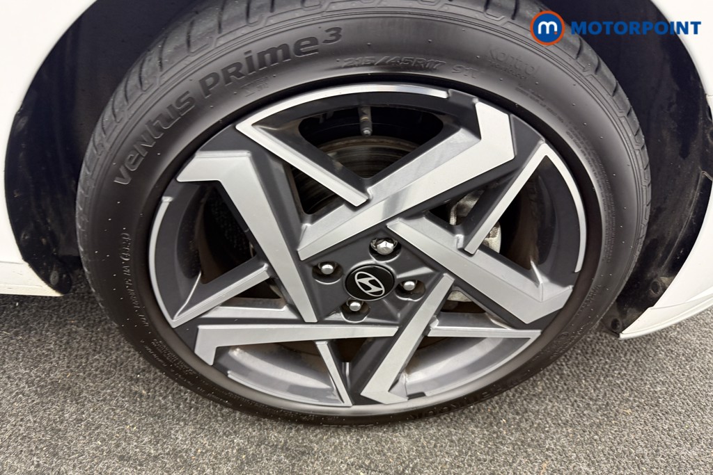 Hyundai I20 Premium Manual Petrol Hatchback - Stock Number (1610686) - 32nd supplementary image