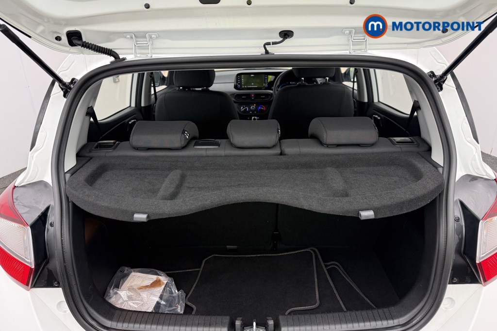 Hyundai I10 Advance Automatic Petrol Hatchback - Stock Number (1610692) - 13th supplementary image