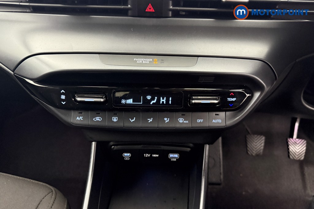 Hyundai I20 Premium Manual Petrol Hatchback - Stock Number (1610707) - 10th supplementary image