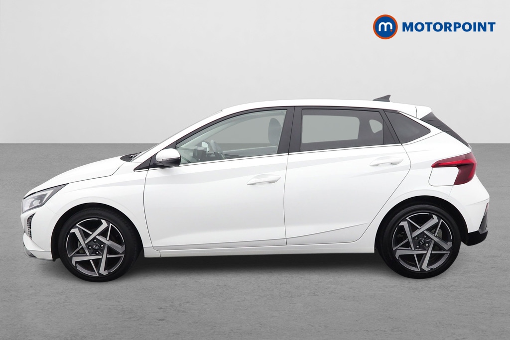 Hyundai I20 Premium Manual Petrol Hatchback - Stock Number (1610707) - Passenger side