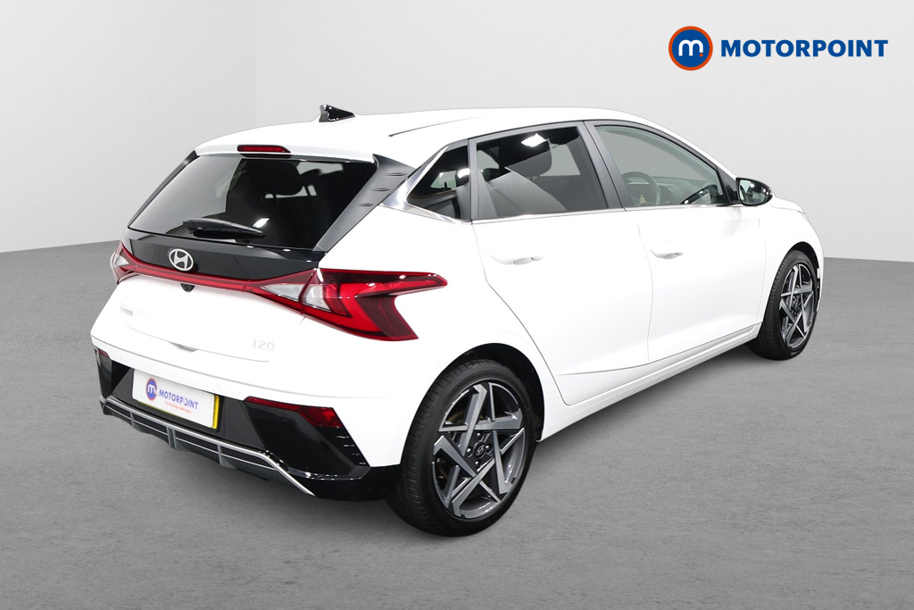 Hyundai I20 Premium Manual Petrol Hatchback - Stock Number (1610708) - Drivers side rear corner