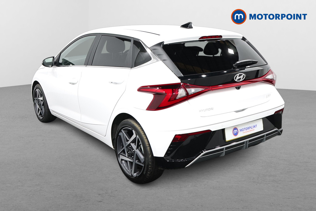 Hyundai I20 Premium Manual Petrol Hatchback - Stock Number (1610708) - Passenger side rear corner