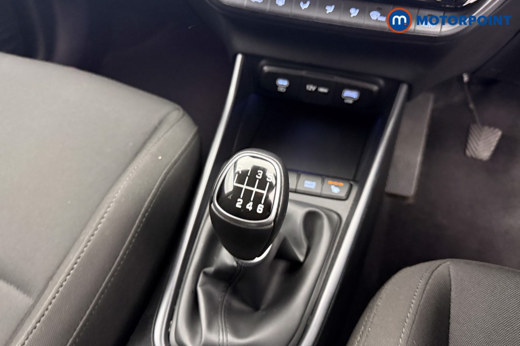 Hyundai I20 Premium Manual Petrol Hatchback - Stock Number (1610709) - 12th supplementary image