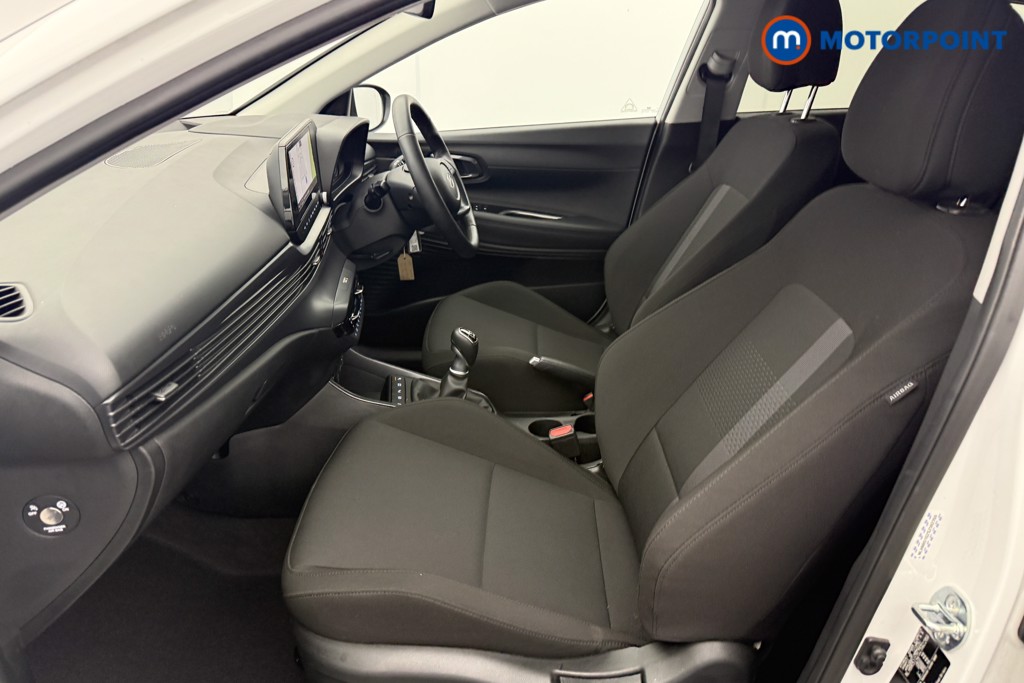 Hyundai I20 Premium Manual Petrol Hatchback - Stock Number (1610709) - 22nd supplementary image