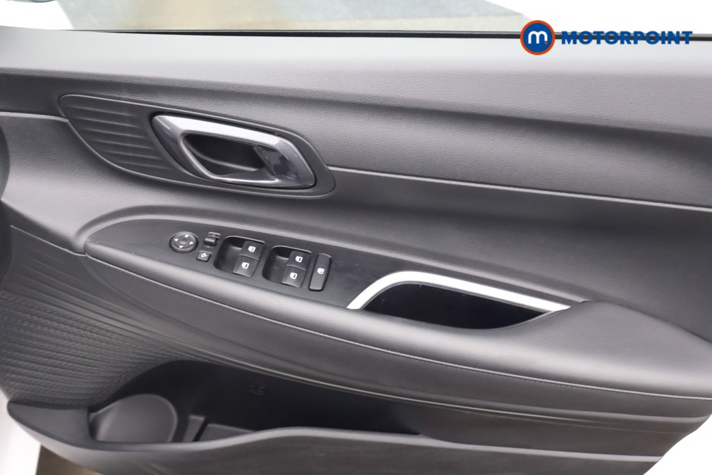 Hyundai I20 Premium Manual Petrol Hatchback - Stock Number (1610710) - 14th supplementary image