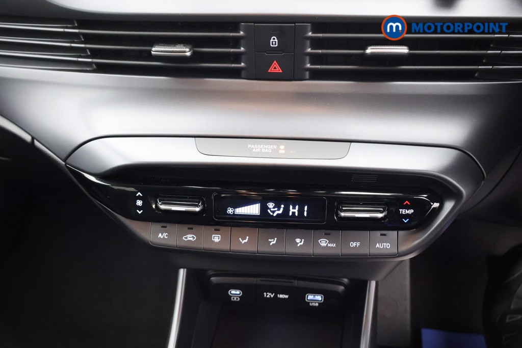 Hyundai I20 Premium Automatic Petrol Hatchback - Stock Number (1610716) - 9th supplementary image
