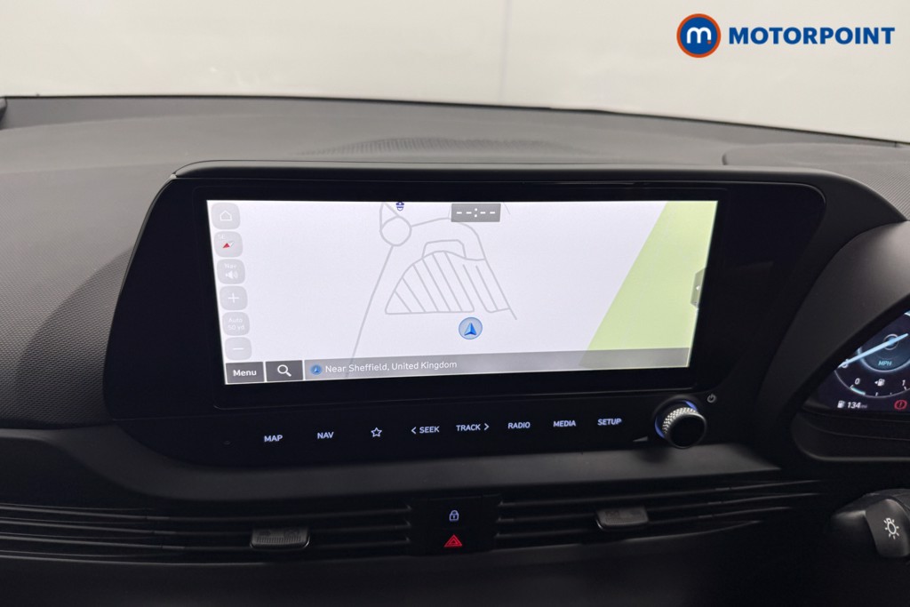 Hyundai I20 Premium Manual Petrol Hatchback - Stock Number (1610717) - 2nd supplementary image