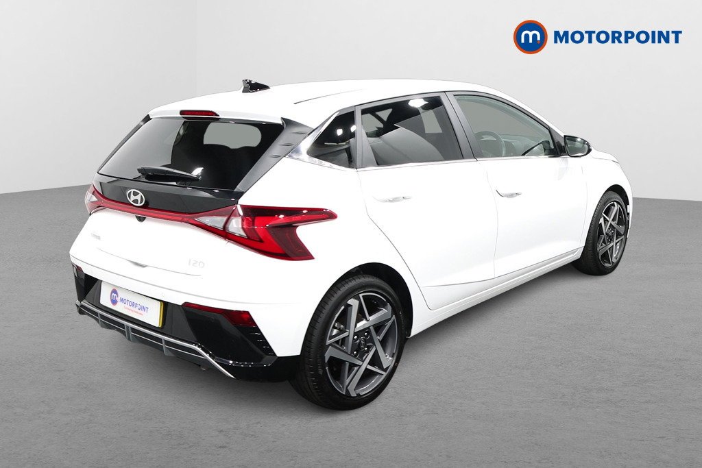 Hyundai I20 Premium Manual Petrol Hatchback - Stock Number (1610718) - Drivers side rear corner