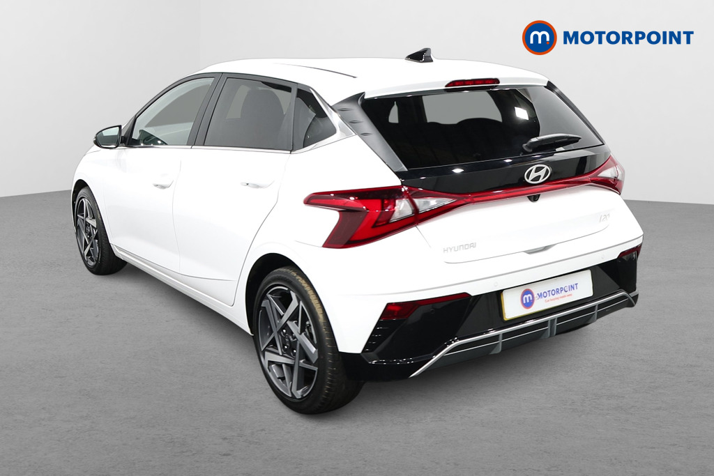 Hyundai I20 Premium Manual Petrol Hatchback - Stock Number (1610718) - Passenger side rear corner