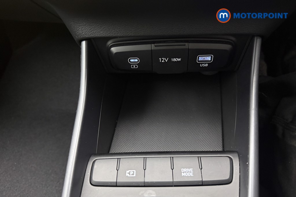 Hyundai I20 Advance Manual Petrol Hatchback - Stock Number (1610725) - 14th supplementary image