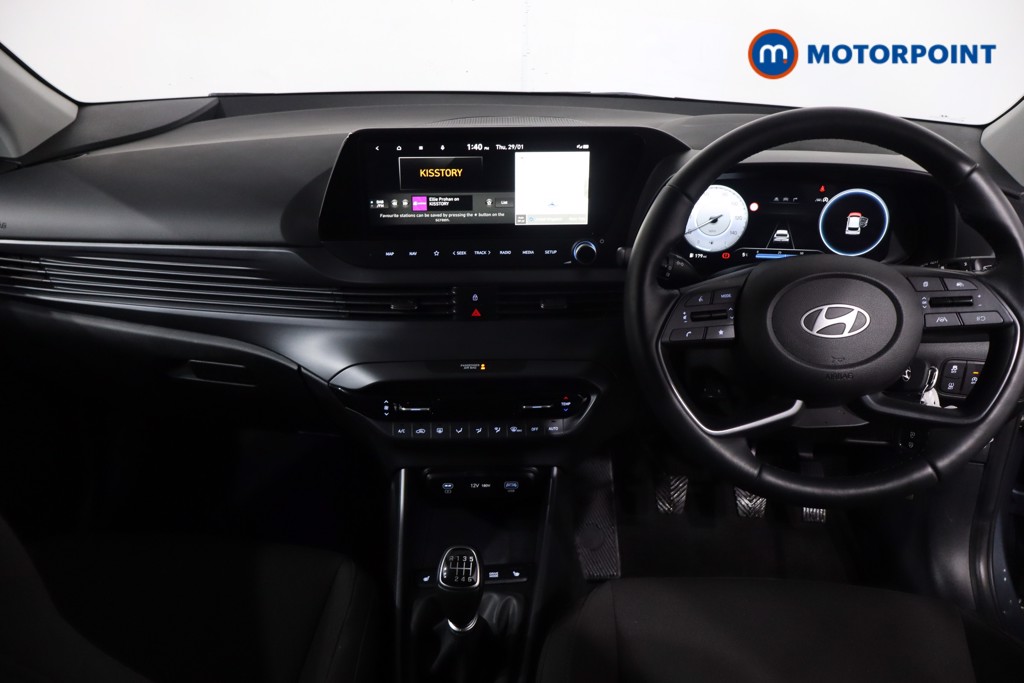 Hyundai I20 Premium Manual Petrol Hatchback - Stock Number (1610737) - 1st supplementary image