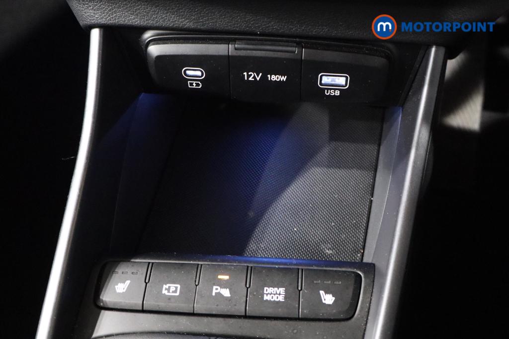 Hyundai I20 Premium Manual Petrol Hatchback - Stock Number (1610741) - 5th supplementary image