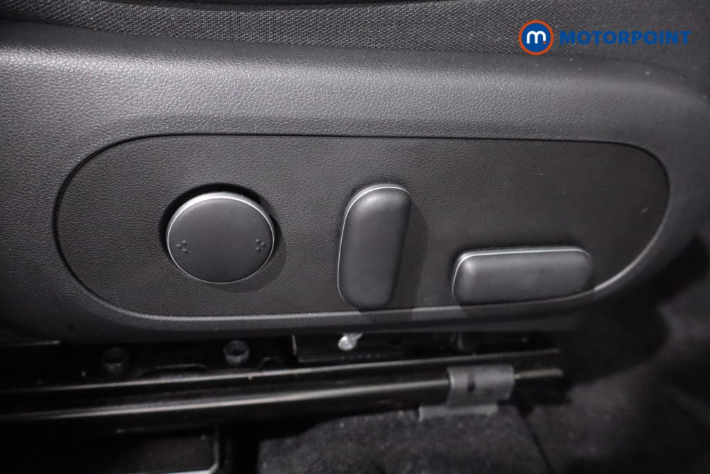 Hyundai Kona Ultimate Automatic Petrol-Electric Hybrid SUV - Stock Number (1610754) - 26th supplementary image