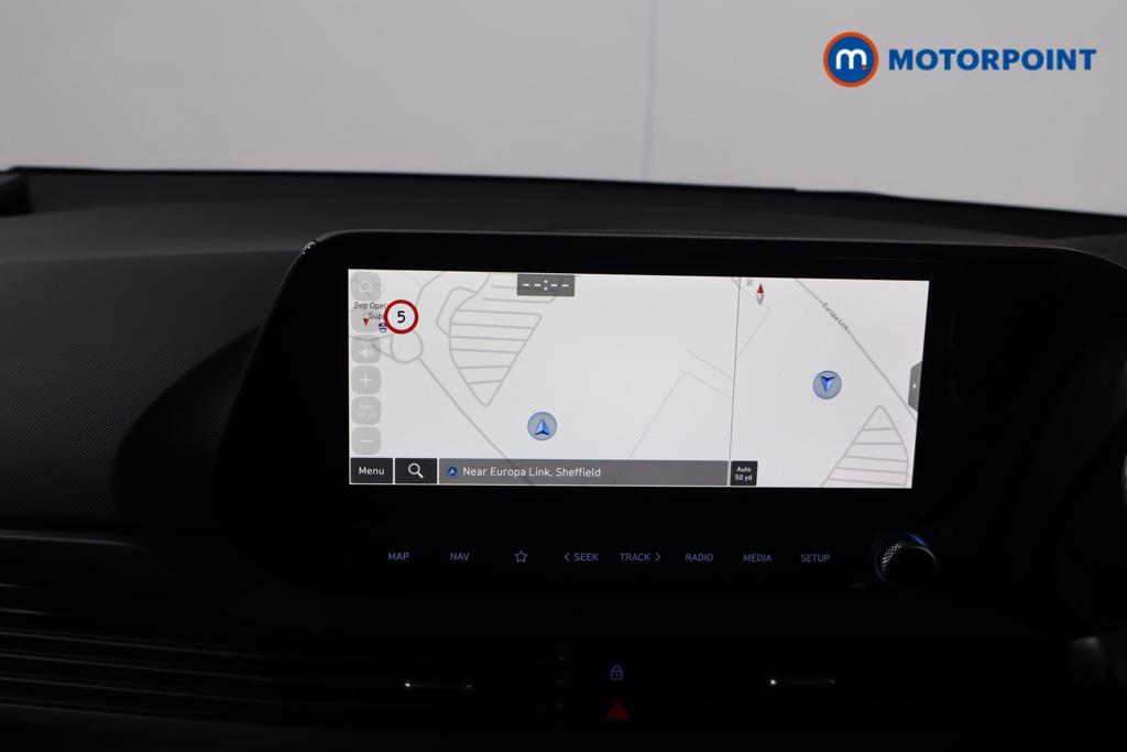 Hyundai I20 Premium Manual Petrol Hatchback - Stock Number (1610760) - 2nd supplementary image