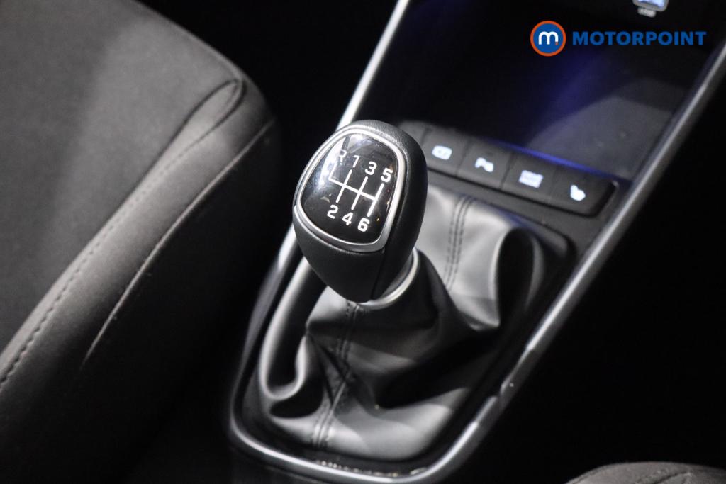 Hyundai I20 Premium Manual Petrol Hatchback - Stock Number (1610760) - 6th supplementary image