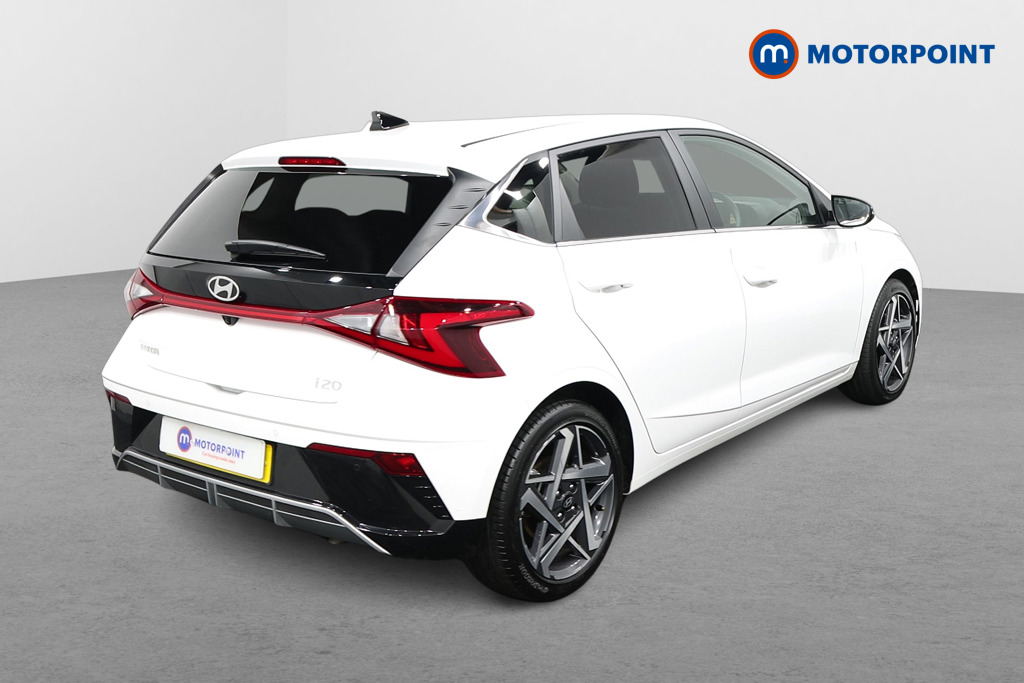 Hyundai I20 Premium Manual Petrol Hatchback - Stock Number (1610760) - Drivers side rear corner