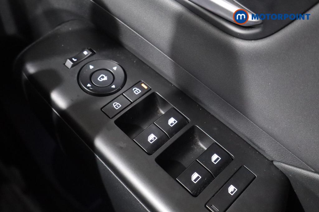 Hyundai Kona Ultimate Automatic Petrol-Electric Hybrid SUV - Stock Number (1610811) - 13th supplementary image