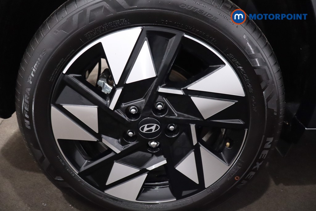 Hyundai Kona Advance Automatic Petrol-Electric Hybrid SUV - Stock Number (1610819) - 9th supplementary image