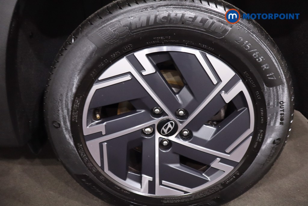 Hyundai Tucson Advance Manual Petrol SUV - Stock Number (1610869) - 12th supplementary image