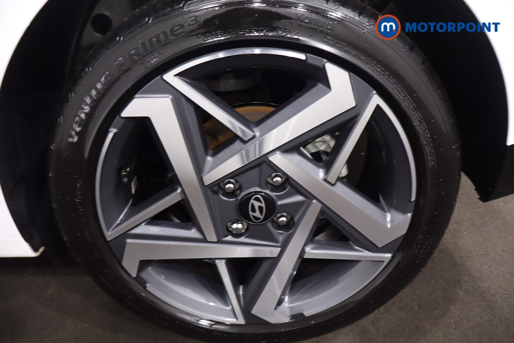 Hyundai I20 Premium Manual Petrol Hatchback - Stock Number (1610870) - 12th supplementary image