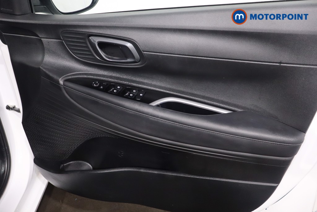 Hyundai I20 Premium Manual Petrol Hatchback - Stock Number (1610870) - 21st supplementary image