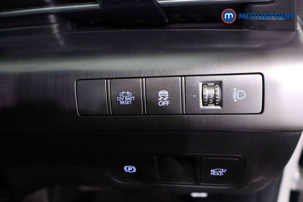 Hyundai Kona Ultimate Automatic Petrol-Electric Hybrid SUV - Stock Number (1610910) - 18th supplementary image