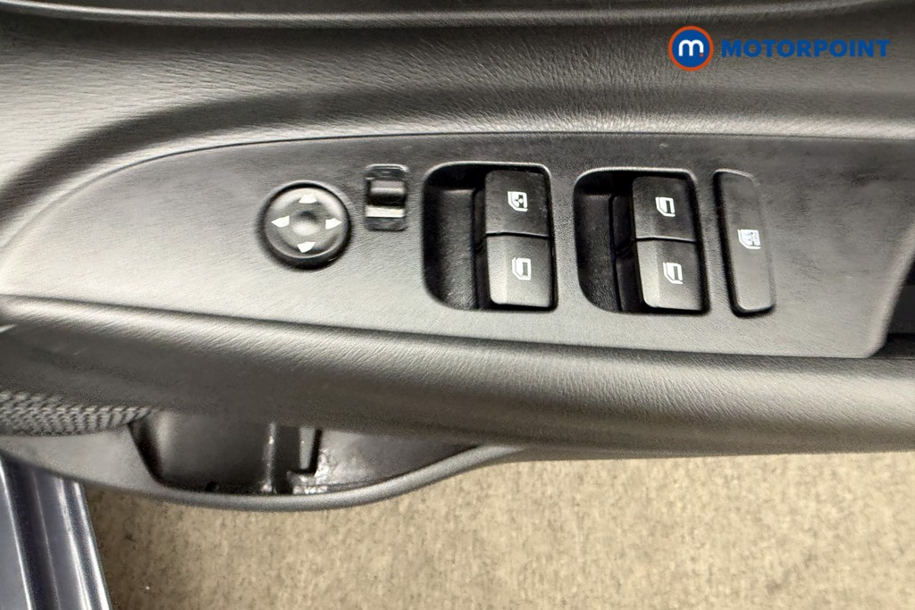 Hyundai I20 Advance Manual Petrol Hatchback - Stock Number (1610958) - 19th supplementary image