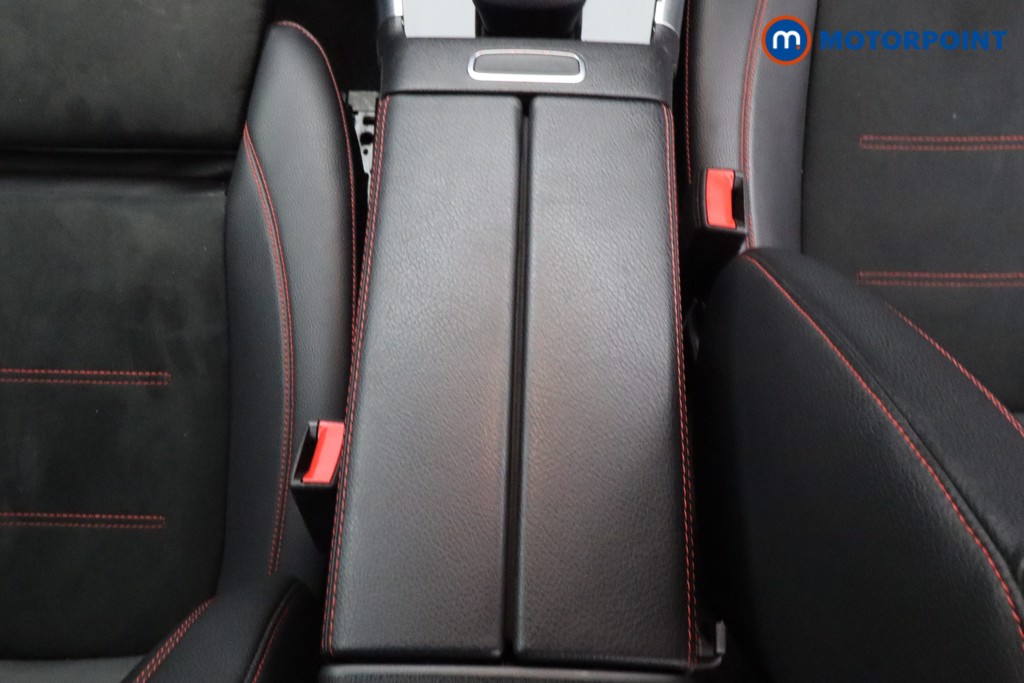 Mercedes-Benz GLB Amg Line Automatic Petrol SUV - Stock Number (1611004) - 5th supplementary image