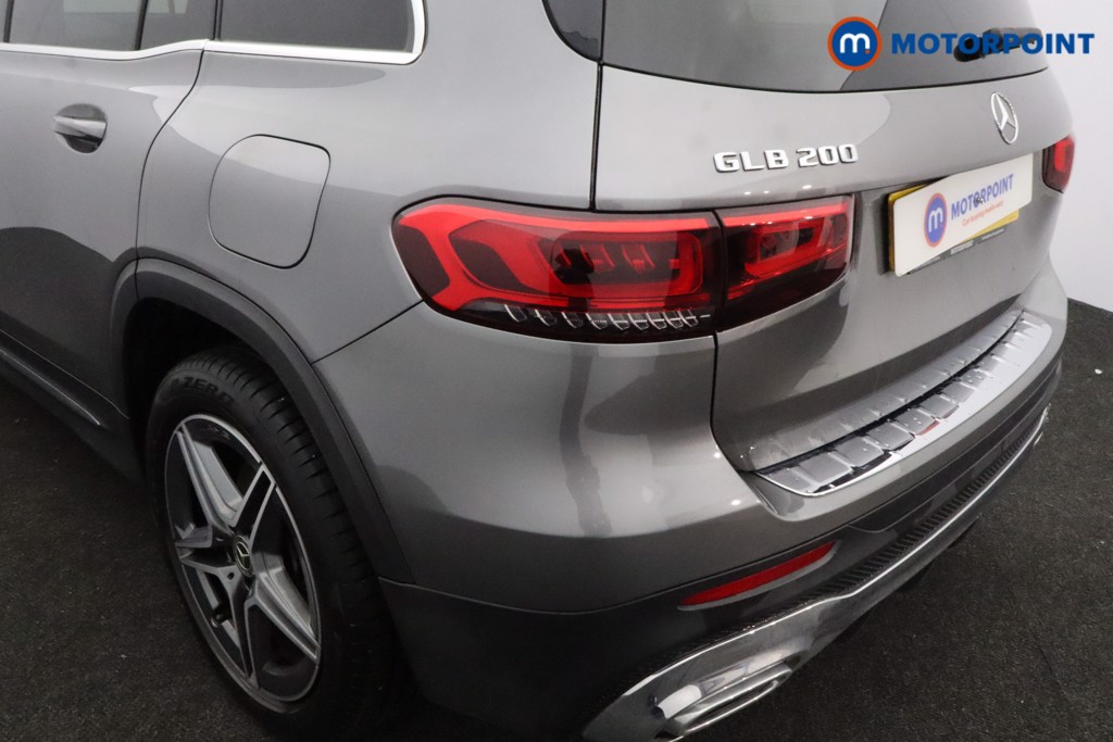 Mercedes-Benz GLB Amg Line Automatic Petrol SUV - Stock Number (1611004) - 36th supplementary image