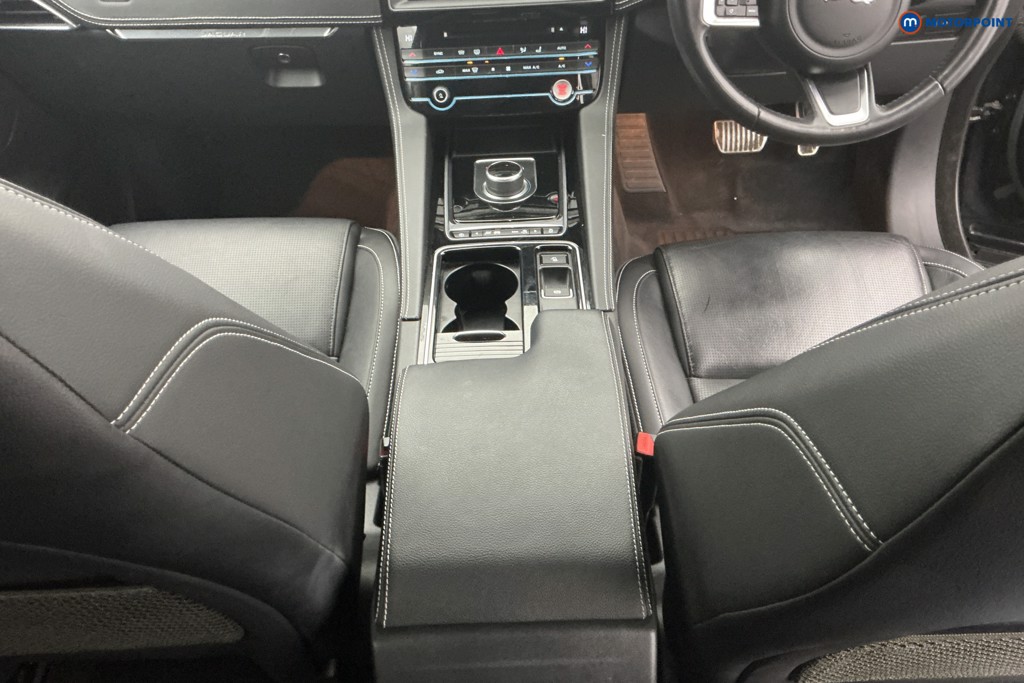 Jaguar F-Pace Chequered Flag Automatic Diesel SUV - Stock Number (1611164) - 15th supplementary image