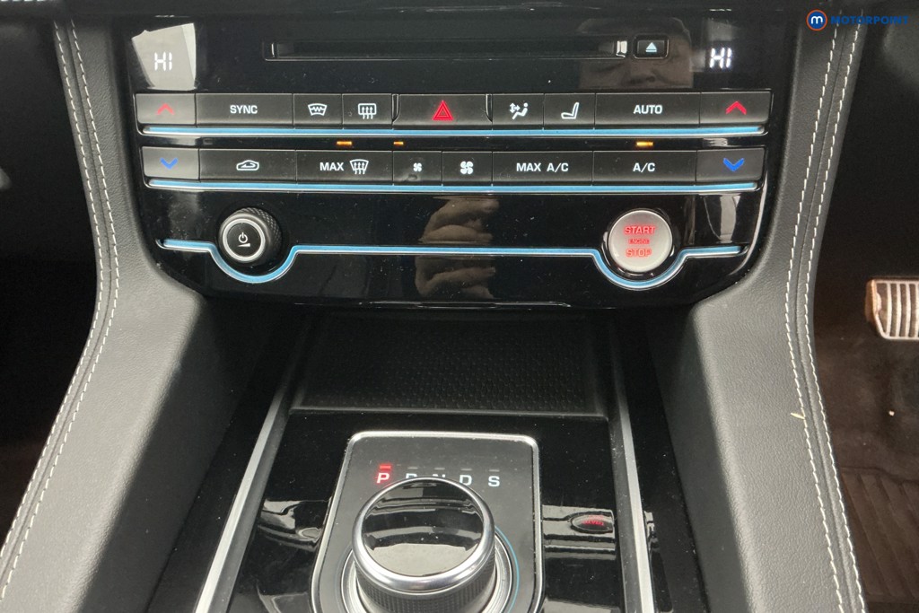 Jaguar F-Pace Chequered Flag Automatic Diesel SUV - Stock Number (1611164) - 20th supplementary image