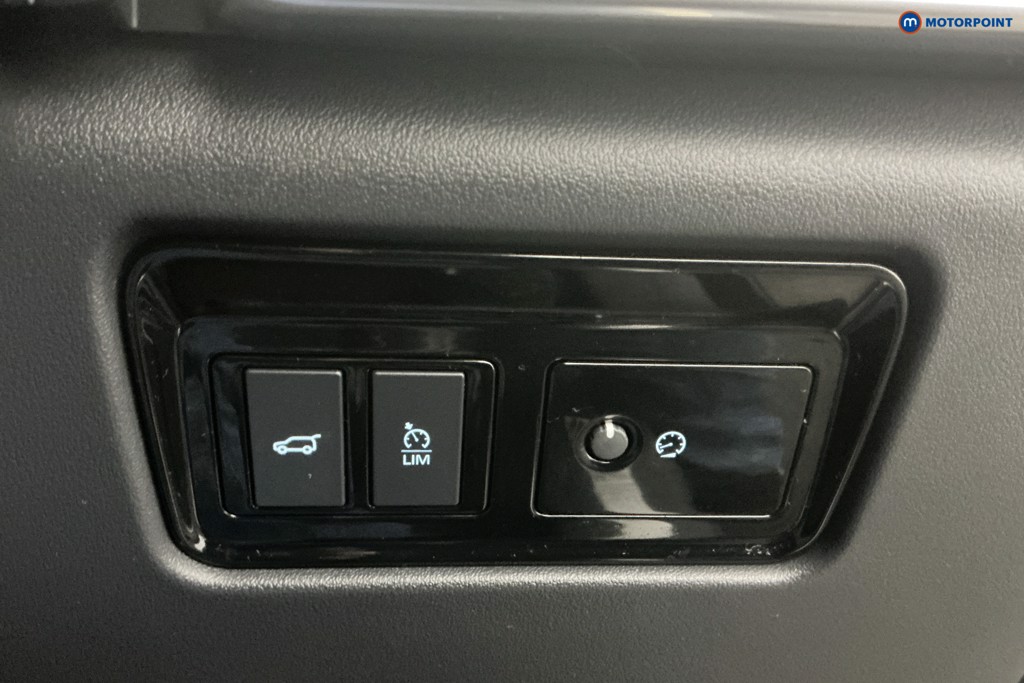 Jaguar F-Pace Chequered Flag Automatic Diesel SUV - Stock Number (1611164) - 24th supplementary image