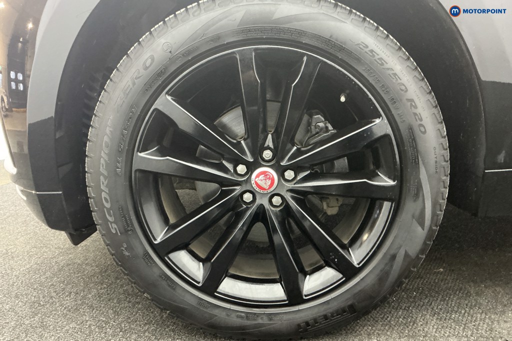 Jaguar F-Pace Chequered Flag Automatic Diesel SUV - Stock Number (1611164) - 41st supplementary image