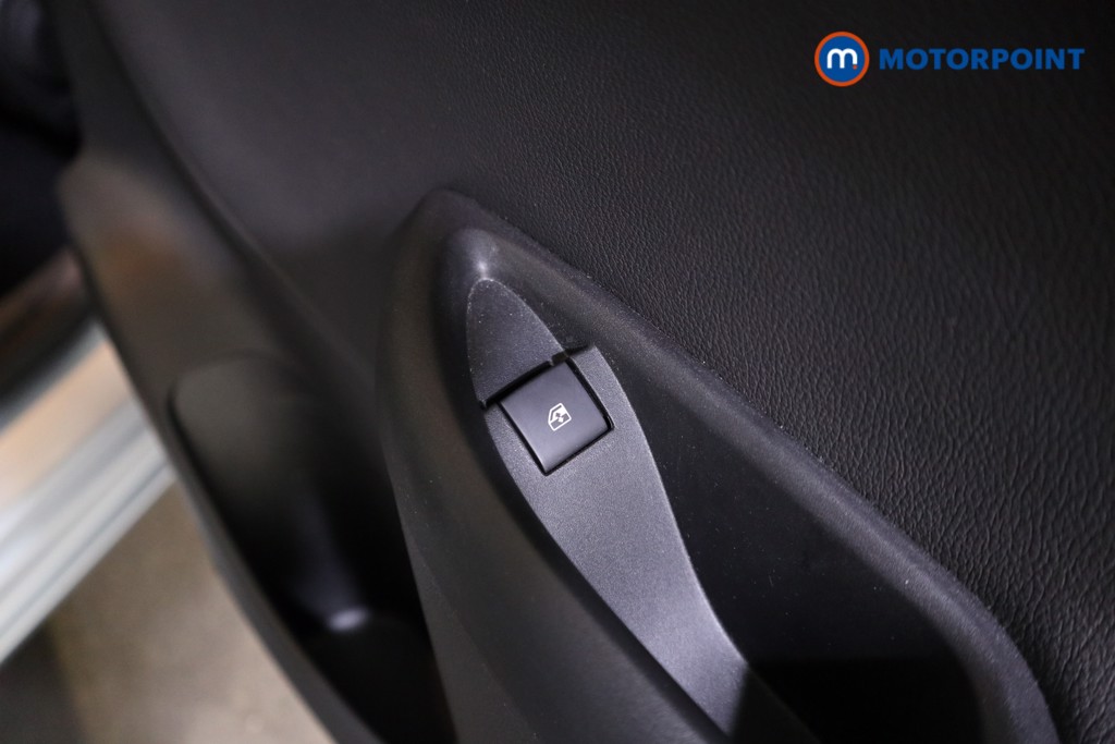 Vauxhall Astra Elite Nav Automatic Petrol Estate - Stock Number (1611616) - 17th supplementary image