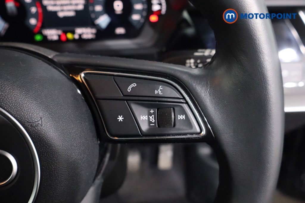 Audi A3 Technik Manual Petrol Hatchback - Stock Number (1611673) - 8th supplementary image