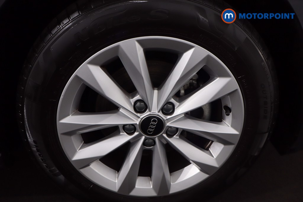 Audi A3 Technik Manual Petrol Hatchback - Stock Number (1611673) - 10th supplementary image