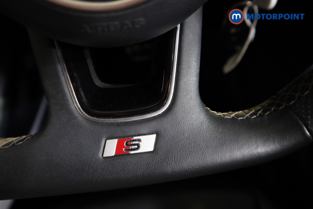 Audi Q2 Black Edition Automatic Petrol SUV - Stock Number (1611676) - 5th supplementary image