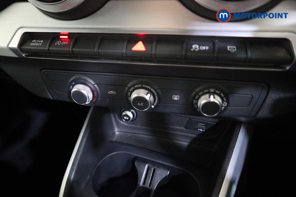 Audi Q2 Black Edition Automatic Petrol SUV - Stock Number (1611676) - 8th supplementary image