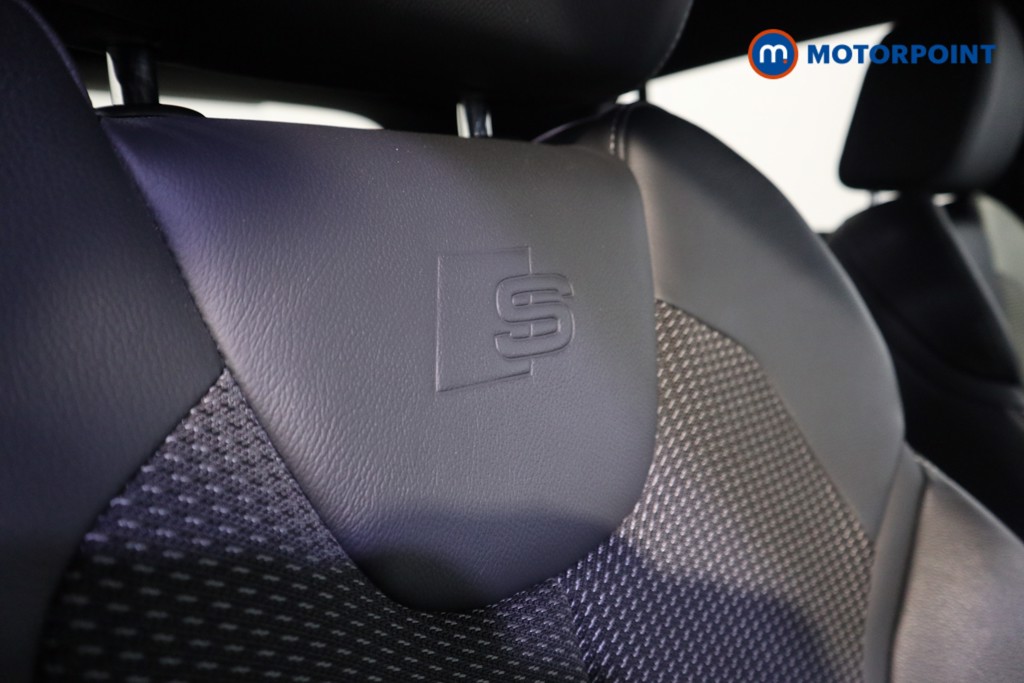 Audi Q2 Black Edition Automatic Petrol SUV - Stock Number (1611676) - 17th supplementary image