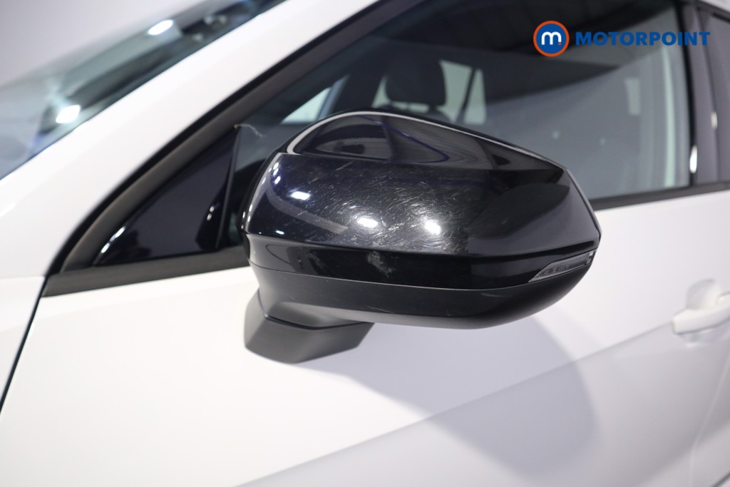 Audi Q2 Black Edition Automatic Petrol SUV - Stock Number (1611676) - 32nd supplementary image