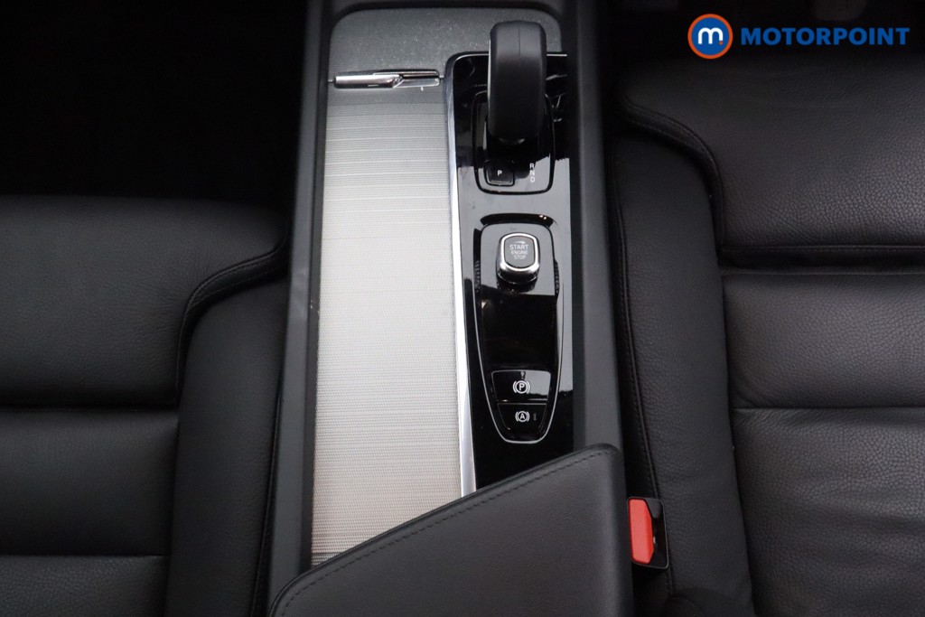 Volvo Xc60 Plus Automatic Petrol SUV - Stock Number (1611716) - 4th supplementary image