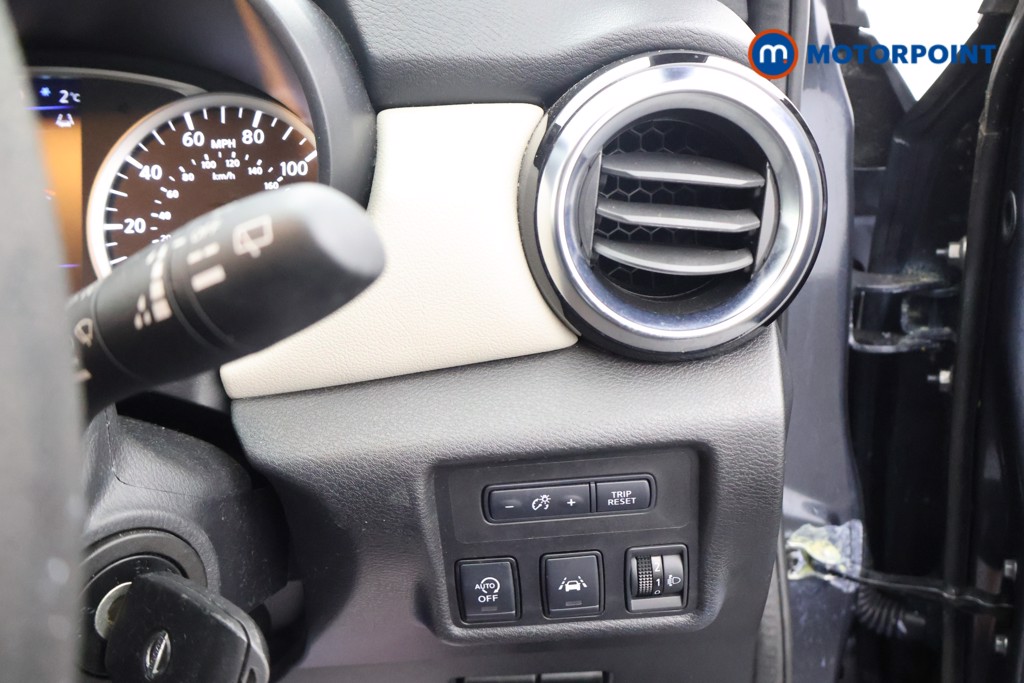 Nissan Micra N-Tec Automatic Petrol Hatchback - Stock Number (1611862) - 7th supplementary image