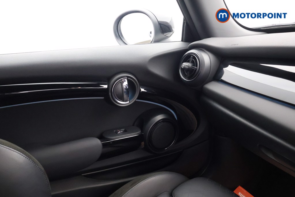 Mini Hatchback Cooper Sport Manual Petrol Hatchback - Stock Number (1612186) - 13th supplementary image